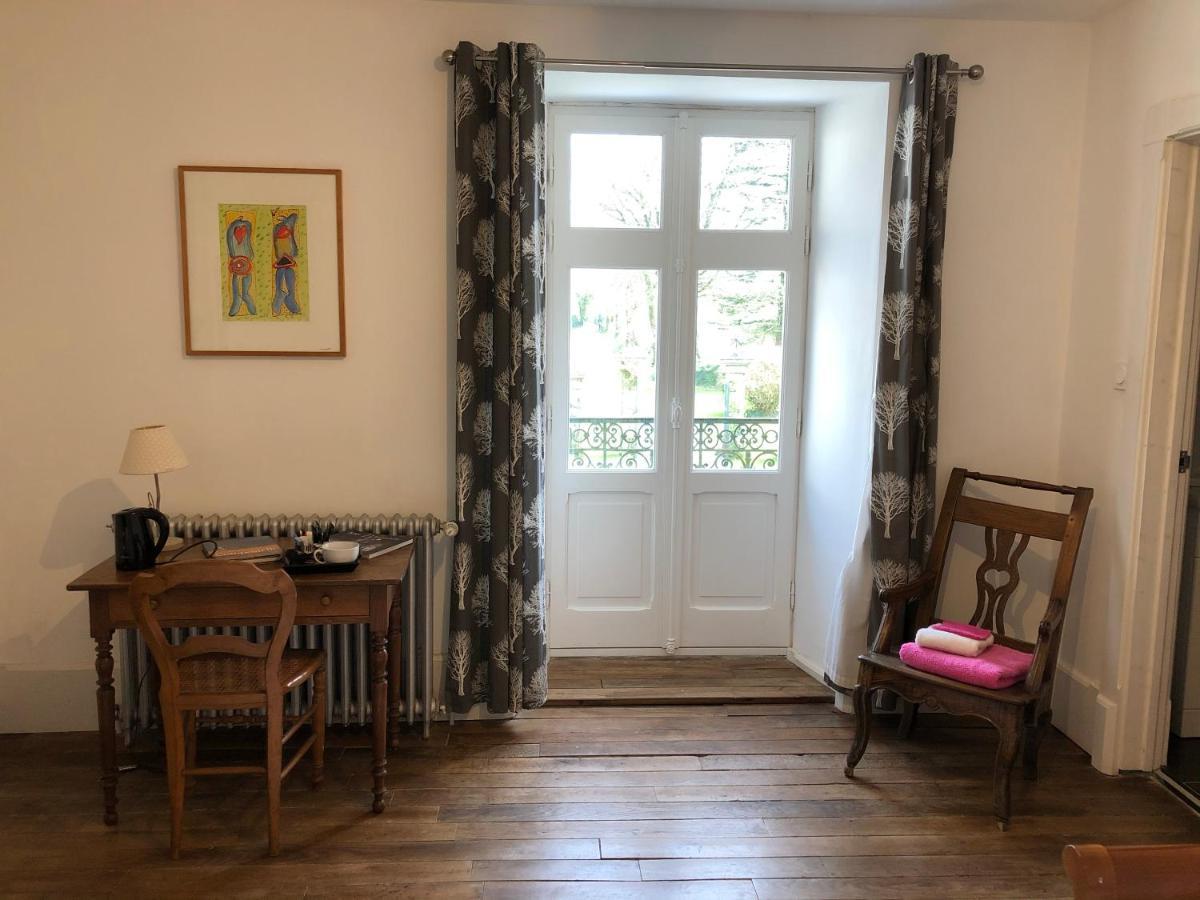 Manoir De Botcol Bed & Breakfast Saint-Nicolas-du-Pélem Dış mekan fotoğraf